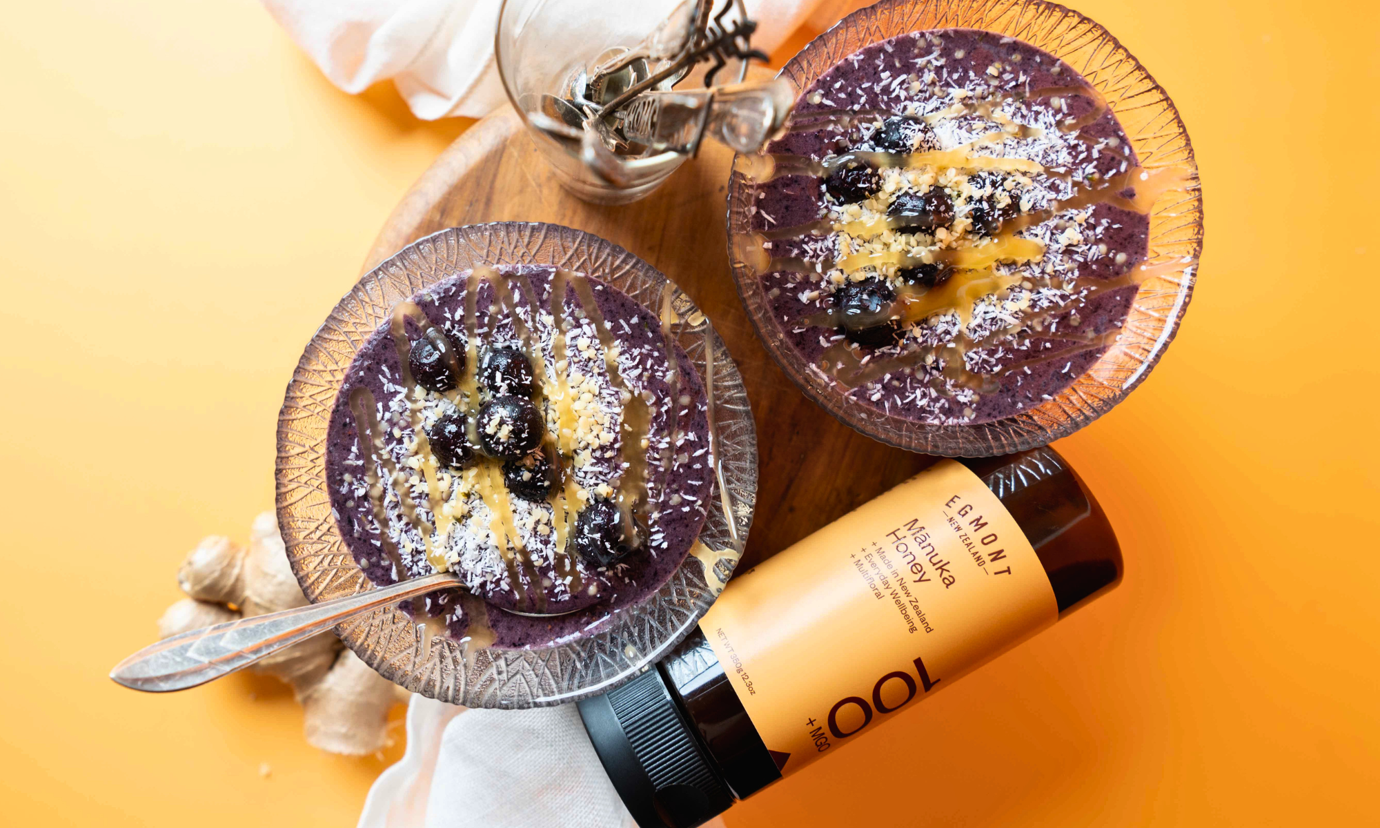 Egmont Honey Smoothie Bowl
